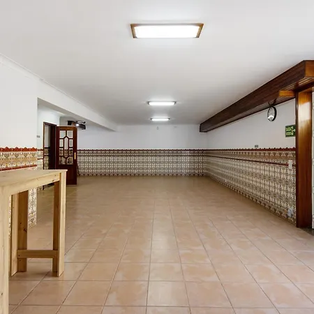 Casa Cimo D'aldeia * Vila Cova de Perrinho