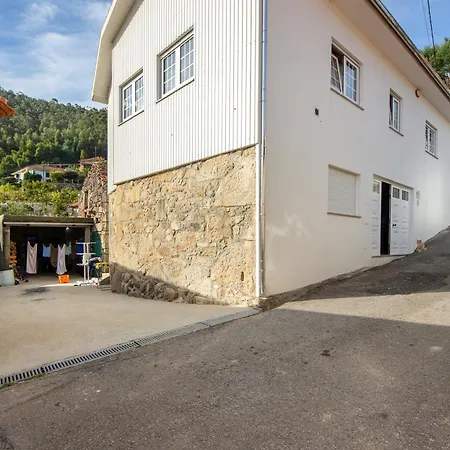 Casa Cimo D'aldeia Vila Cova de Perrinho