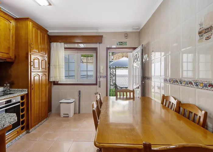 Casa Cimo D'aldeia 别墅 Vila Cova de Perrinho